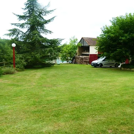 Confortable Proche D'ornezan Avec Piscine Privee * Ornezan