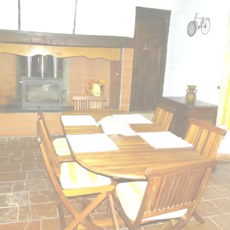 Confortable Proche D'ornezan Avec Piscine Privee * Ornezan