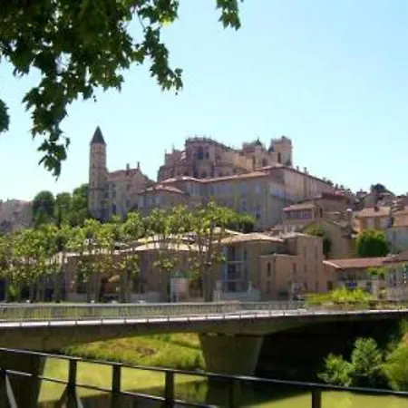 Villa Confortable Proche D'ornezan Avec Piscine Privee *