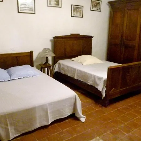 Confortable Proche D'ornezan Avec Piscine Privee Ornezan