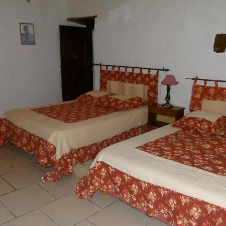 Confortable Proche D'ornézan Avec Piscine Privée * Ornezan
