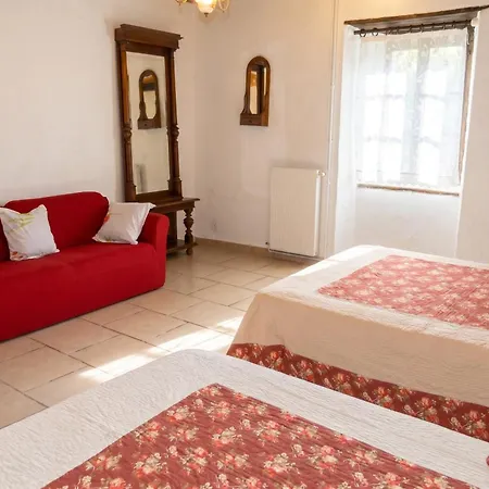 Villa Confortable Proche D'ornézan Avec Piscine Privée *
