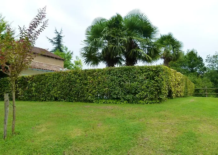 Villa Confortable Proche D'ornezan Avec Piscine Privee *
